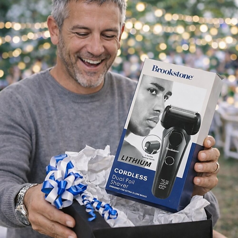 Brookstone Cordless Dual Foil Shaver Lithium Rechargeable Type-C – New in Box